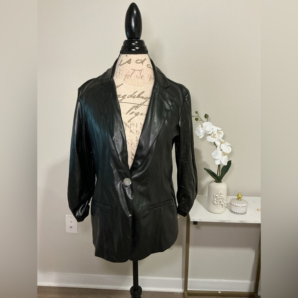 Soho Jackets & Blazers - Soho Black Women's Blazer